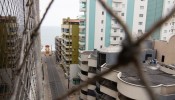 05 DORMITRIOS E 02 VAGAS DE GARAGEM - QUADRA MAR