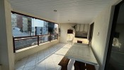 (ALUGUEL ANUAL) 03 DORM E 01 VAGA - MEIA PRAIA