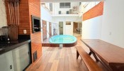 05 SUTES E 02 VAGAS - CASA EM PORTO BELO