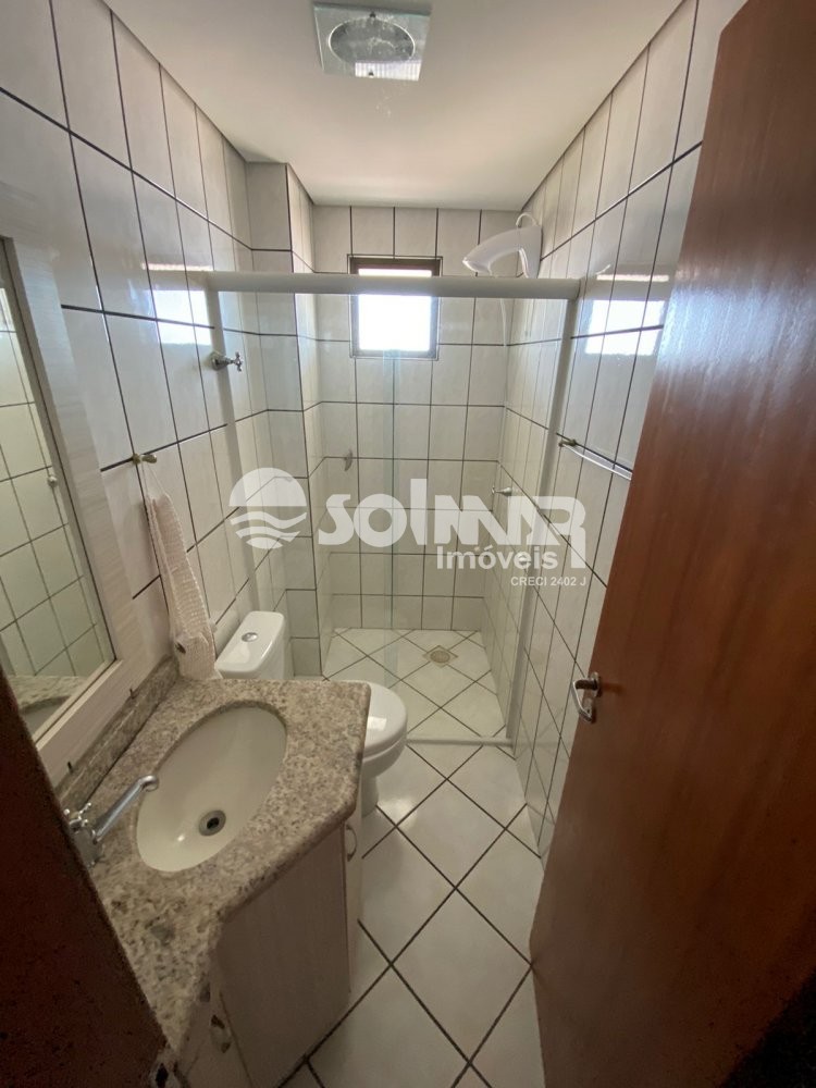 03 DORMITRIOS E 01 VAGA DE GARAGEM - FRENTE MAR