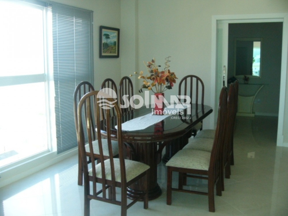 03 DORM SENDO 02 SUTES E 02 VAGAS - QUADRA MAR