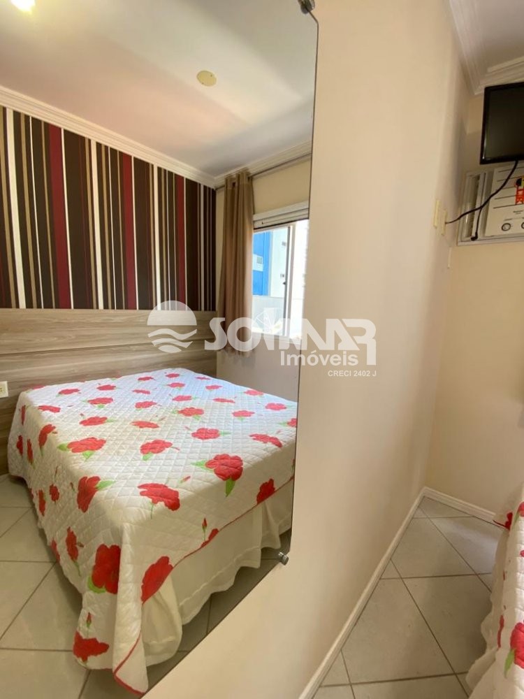 03 DORM SENDO 02 SUTES E 02 VAGAS - MEIA PRAIA