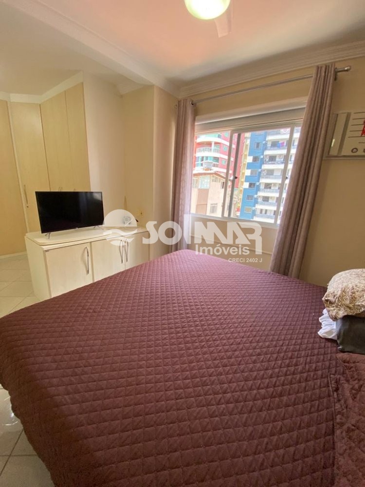 03 DORM SENDO 02 SUTES E 02 VAGAS - MEIA PRAIA