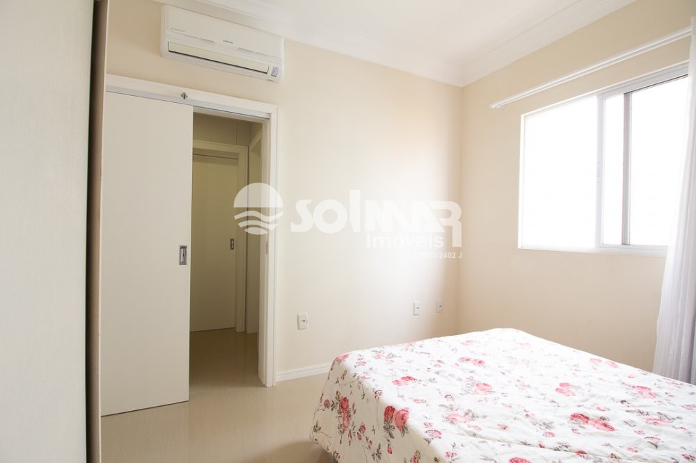 05 DORMITRIOS E 02 VAGAS DE GARAGEM - QUADRA MAR