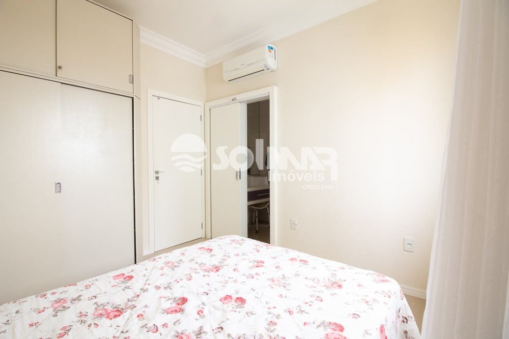 05 DORMITRIOS E 02 VAGAS DE GARAGEM - QUADRA MAR