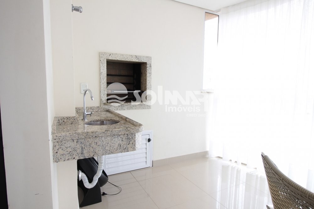 05 DORMITRIOS E 02 VAGAS DE GARAGEM - QUADRA MAR