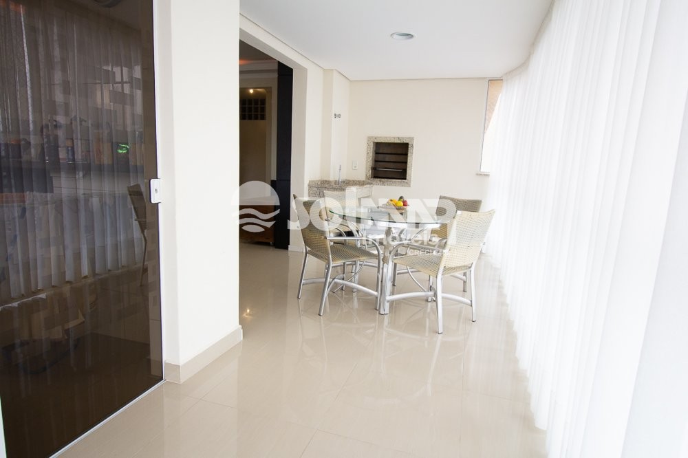 05 DORMITRIOS E 02 VAGAS DE GARAGEM - QUADRA MAR