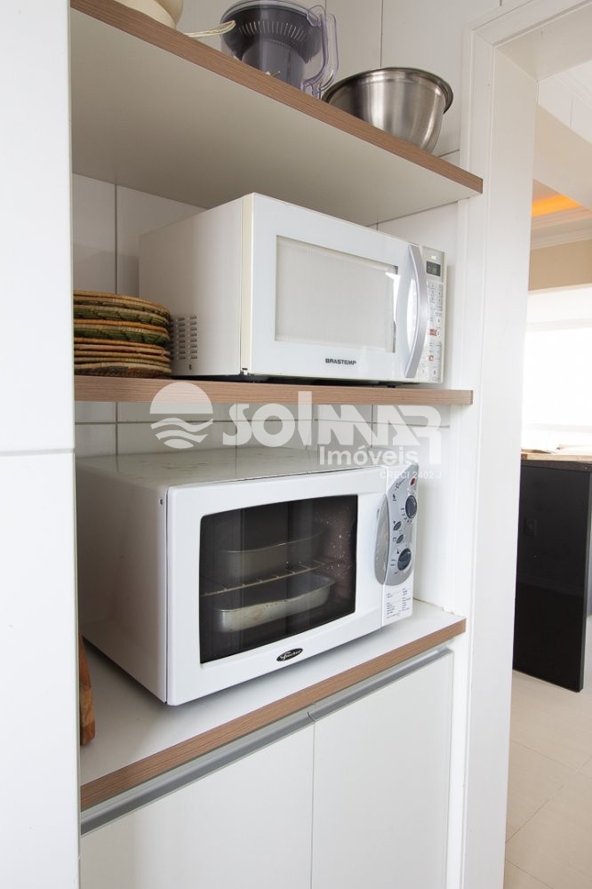 05 DORMITRIOS E 02 VAGAS DE GARAGEM - QUADRA MAR