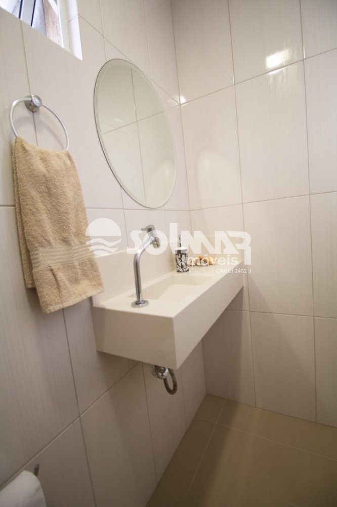 05 DORMITRIOS E 02 VAGAS DE GARAGEM - QUADRA MAR