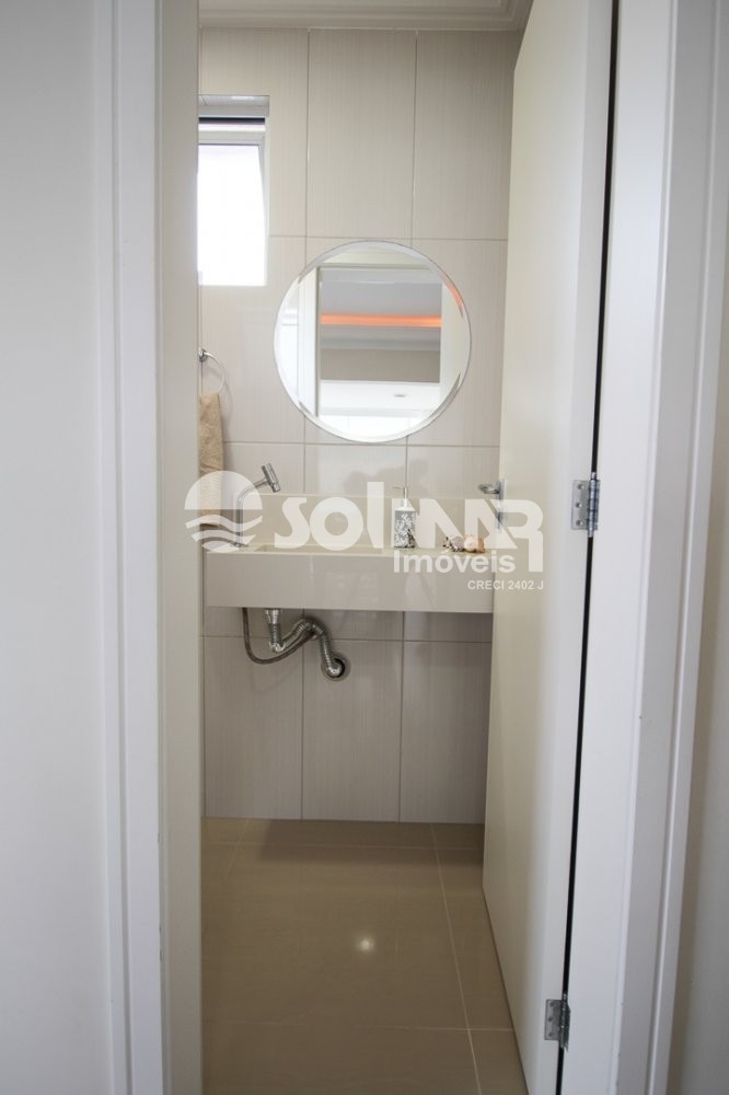 05 DORMITRIOS E 02 VAGAS DE GARAGEM - QUADRA MAR