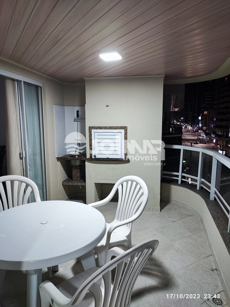 04 DORM SENDO 03 SUTES E 02 VAGAS - QUADRA MAR