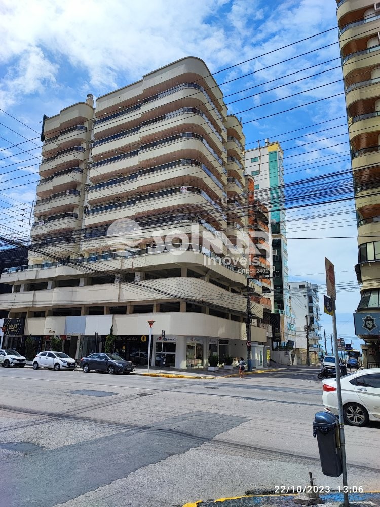 04 DORM SENDO 03 SUTES E 02 VAGAS - QUADRA MAR