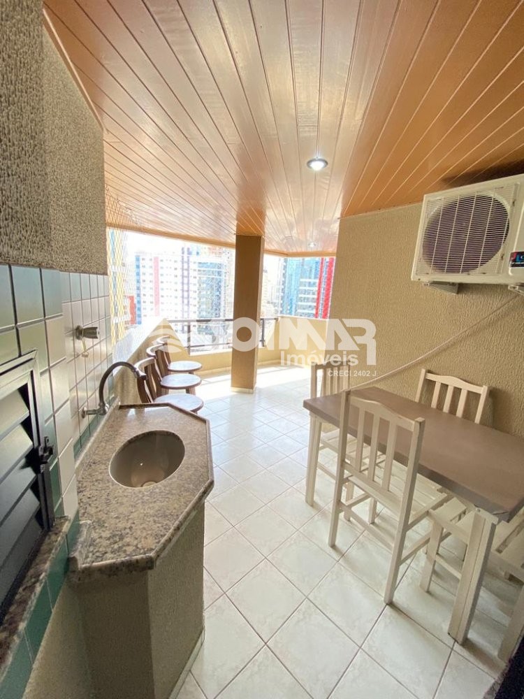 03 DORM E 01 VAGA DE GARAGEM - LATERAL AVENIDA