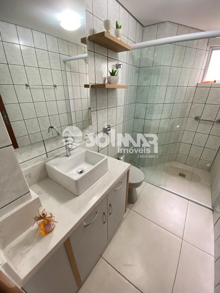 02 DORM E 01 VAGA DE GARAGEM - PERTO DA PRAIA 