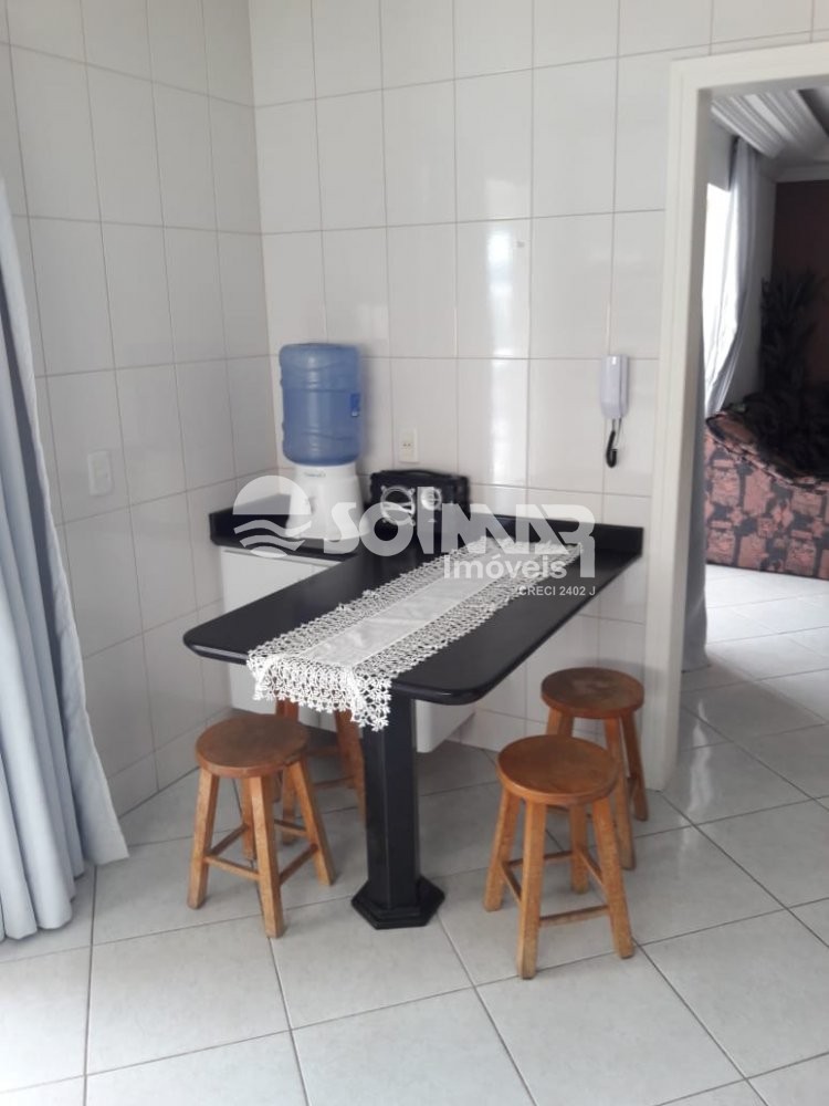 04 DORM E 02 VAGAS DE GARAGEM - AT 200M DO MAR