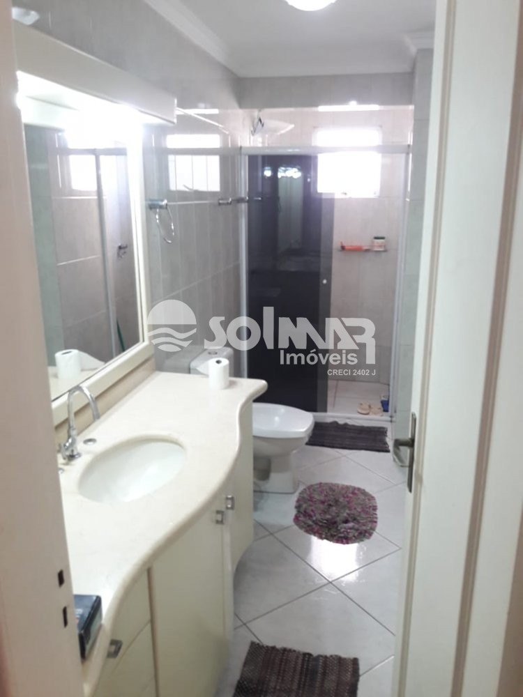 04 DORM E 02 VAGAS DE GARAGEM - AT 200M DO MAR