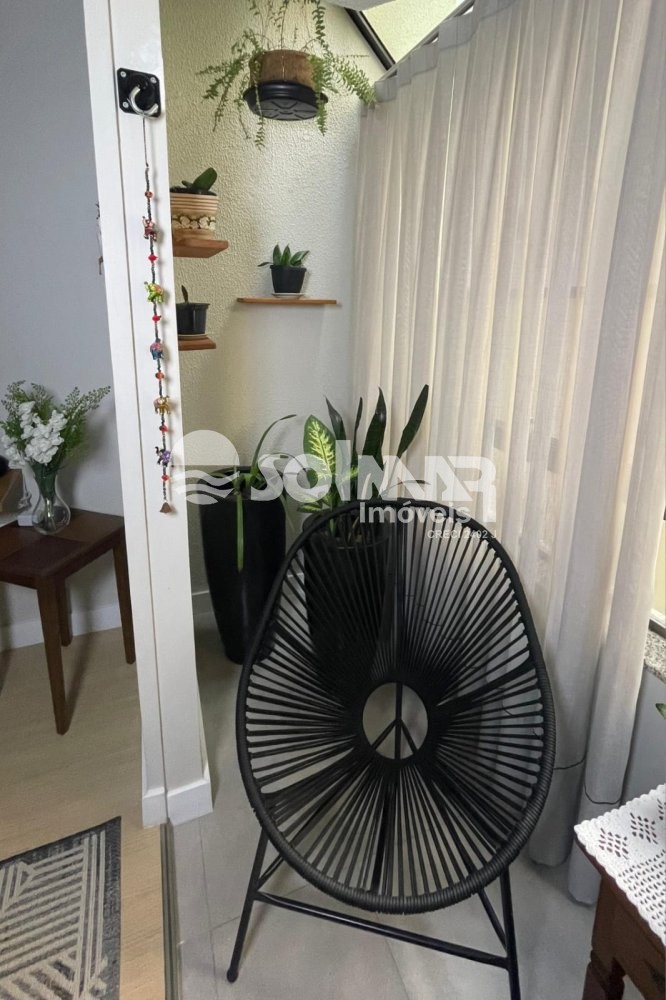 02 DORMITRIOS E 01 VAGA - PROXIMO AO RUSSI RUSSI