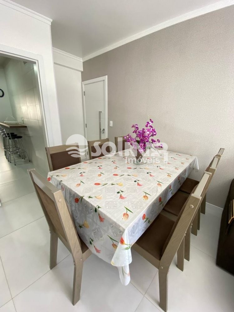 03 DORMITRIOS E 01 VAGA - LATERAL 1 AVENIDA 