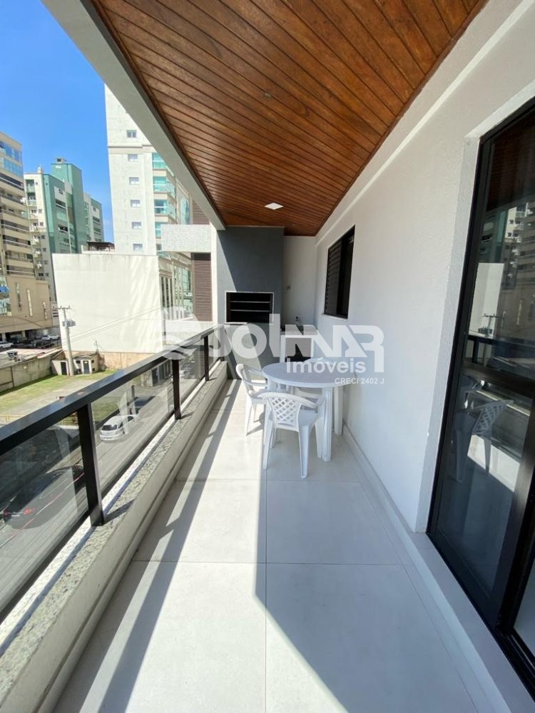 03 DORMITRIOS E 01 VAGA - LATERAL 1 AVENIDA 