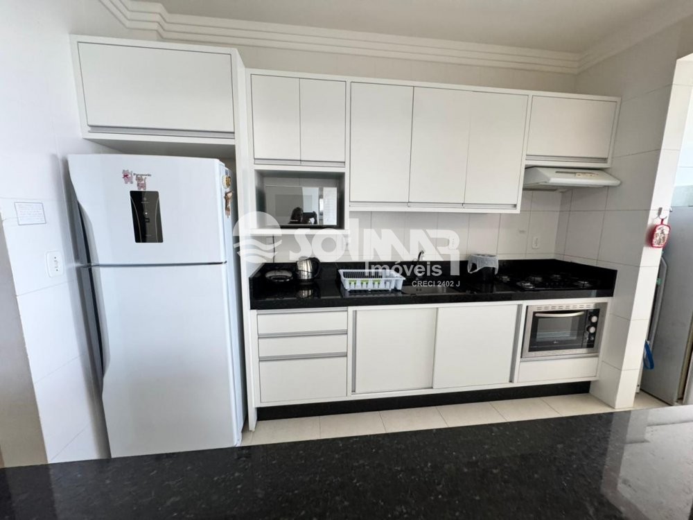 03 SUTES E 02 VAGAS DE GARAGEM - FRENTE MAR