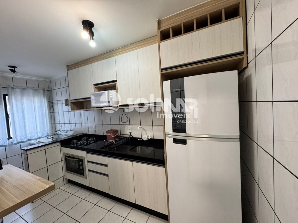 02 DORMITRIOS E 01 VAGA DE GARAGEM - MEIA PRAIA