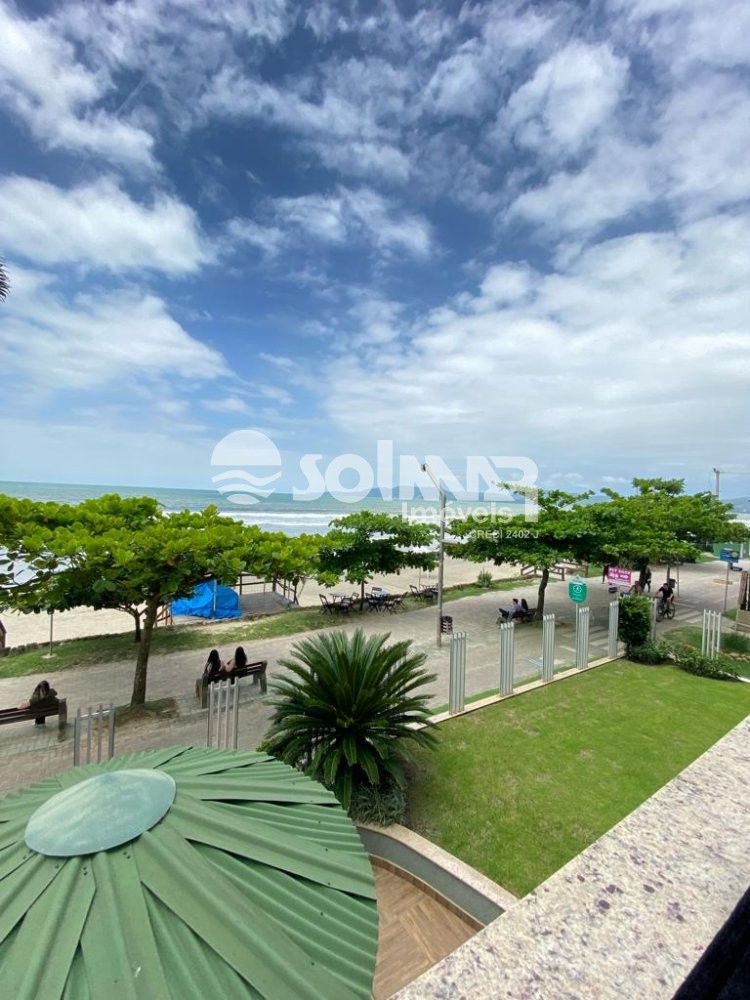 03 DORMITRIOS E 01 VAGA DE GARAGEM - FRENTE MAR