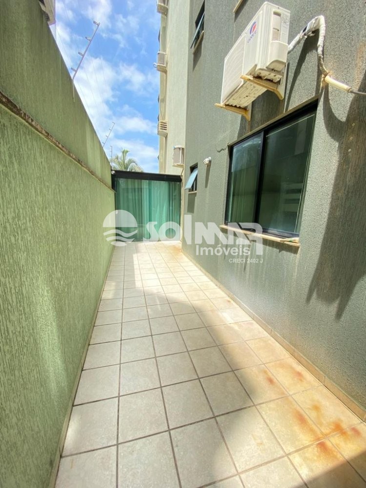 03 DORMITRIOS E 01 VAGA DE GARAGEM - FRENTE MAR