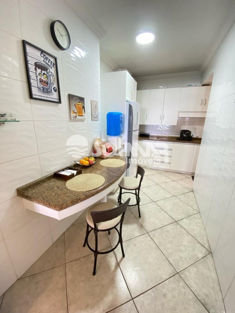 03 DORMITRIOS E 01 VAGA DE GARAGEM - FRENTE MAR