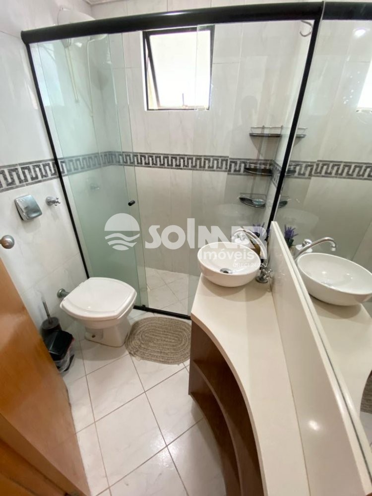 03 DORMITRIOS E 01 VAGA DE GARAGEM - FRENTE MAR