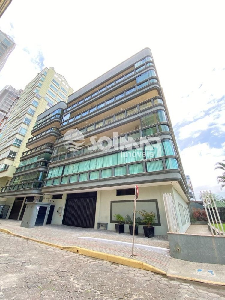 03 DORMITRIOS E 01 VAGA DE GARAGEM - FRENTE MAR