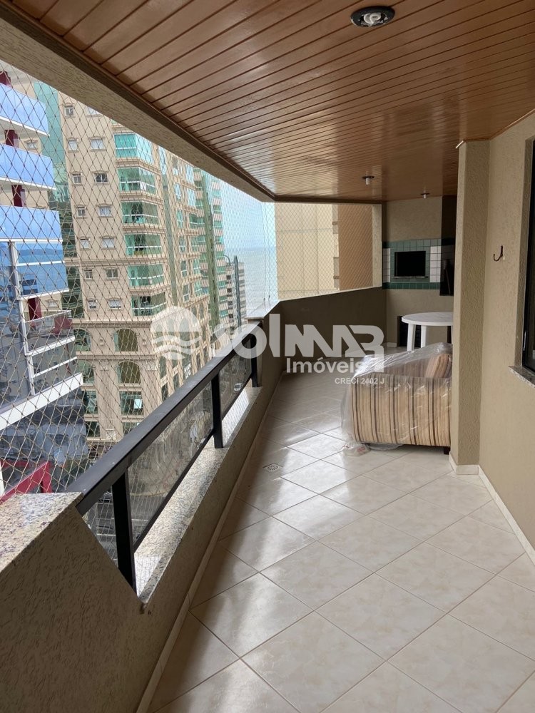 02 DORMITRIOS E 01 VAGA - AT 100M DA PRAIA 