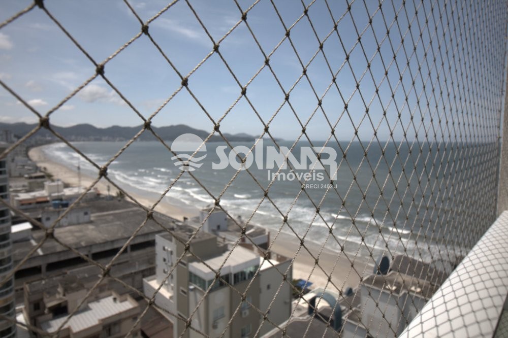 04 SUTES E 03 VAGAS DE GARAGEM - QUADRA MAR