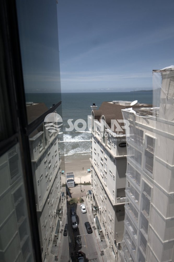 04 SUTES E 03 VAGAS DE GARAGEM - QUADRA MAR