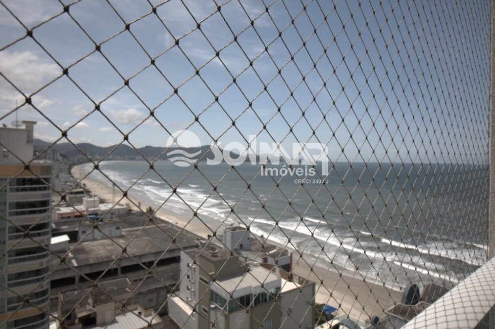 04 SUTES E 03 VAGAS DE GARAGEM - QUADRA MAR