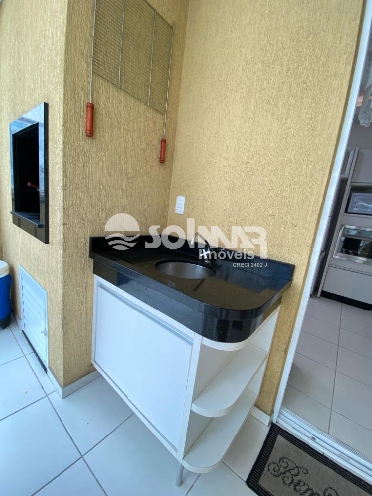 03 SUTES E 02 VAGAS DE GARAGEM - AT 200M DO MAR 