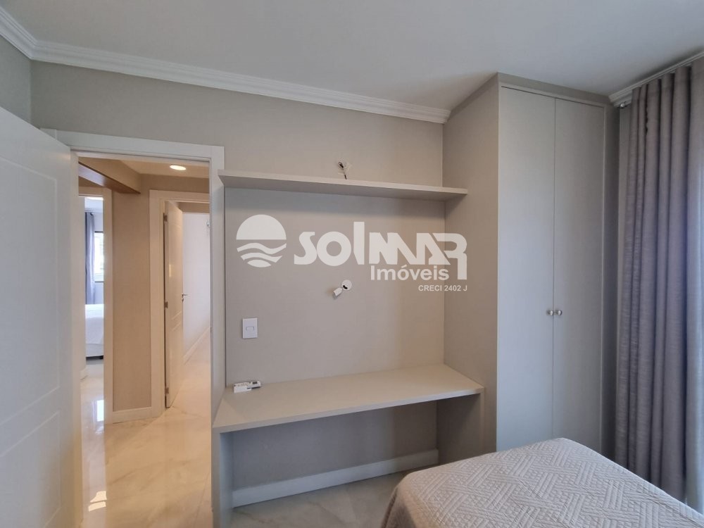 03 DORMITRIOS E 01 VAGA DE GARAGEM - FRENTE MAR