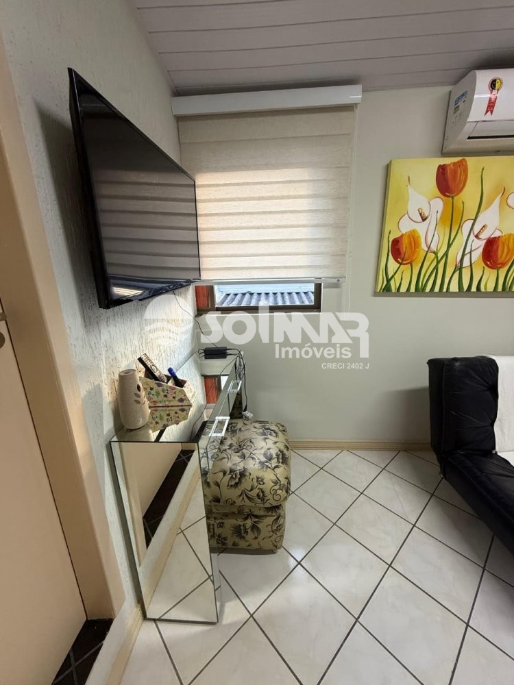 KITNET COM AR CONDICIONADO - LATERAL MAR