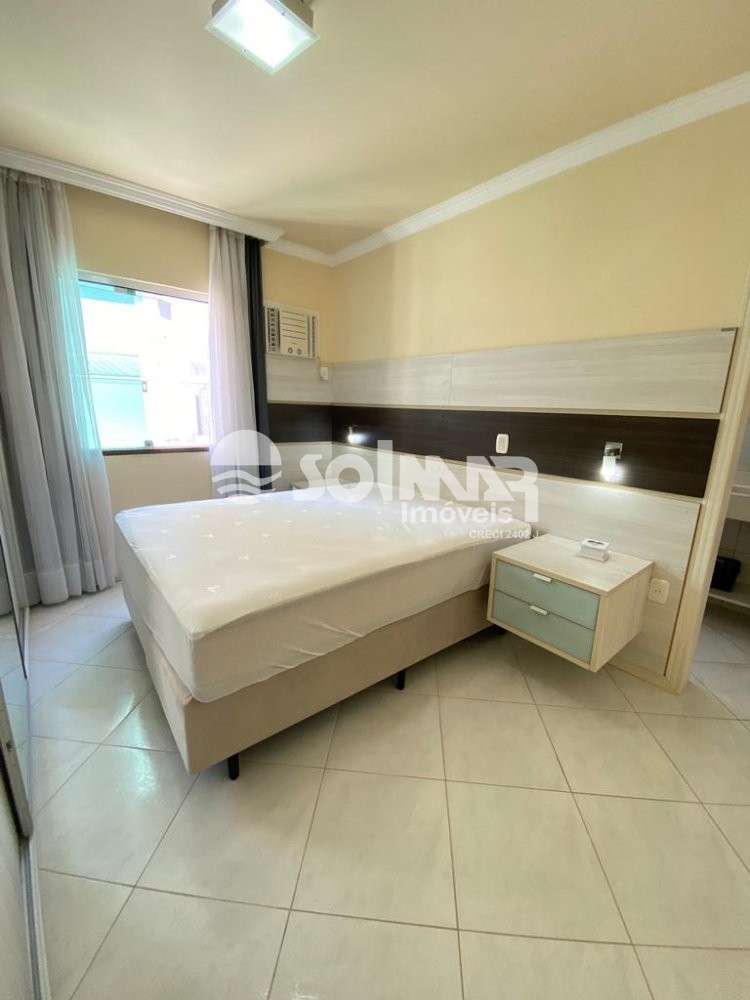 03 DORM SENDO 02 SUTES E 02 VAGAS - MEIA PRAIA