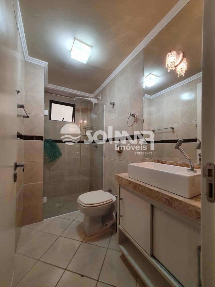 03 DORMITRIOS E 01 VAGA - MEIA PRAIA