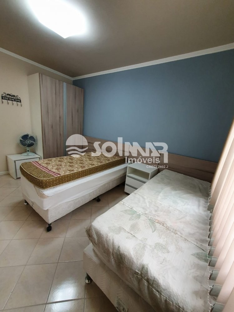 03 DORMITRIOS E 01 VAGA - MEIA PRAIA