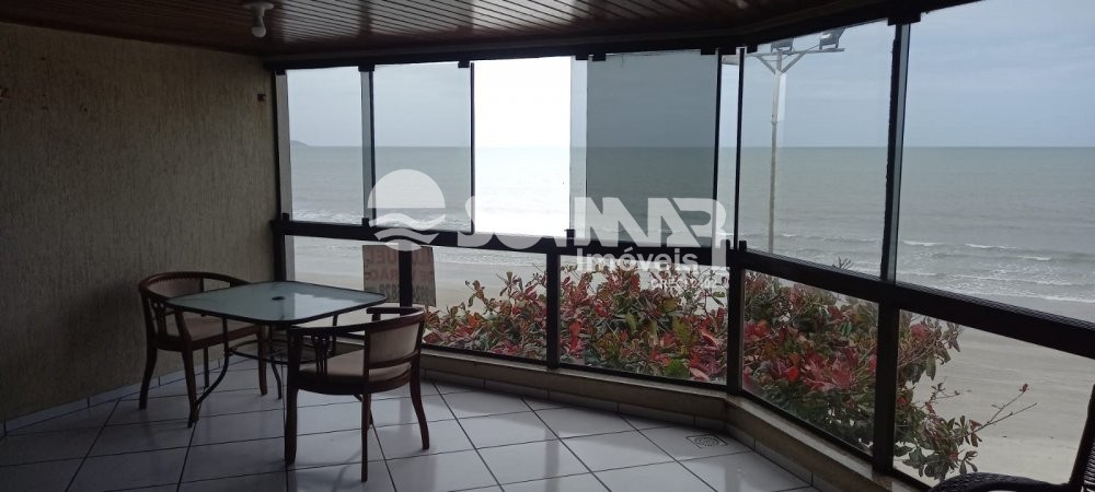 03 DORMITRIOS E 02 VAGAS DE GARAGEM - LATERAL MAR