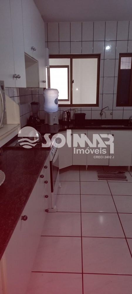 03 DORMITRIOS E 02 VAGAS DE GARAGEM - LATERAL MAR