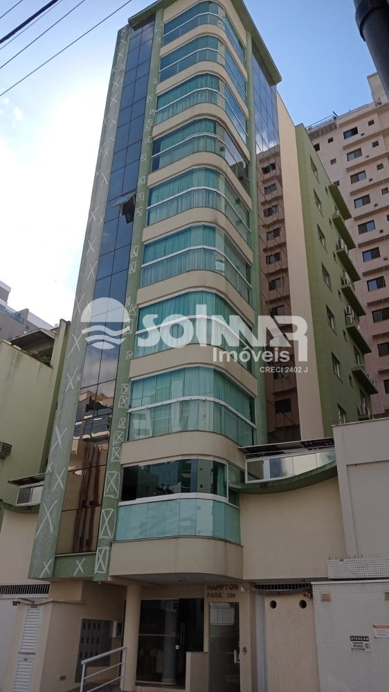 (ANUAL) 03 SUTES E 02 VAGAS - MEIA PRAIA