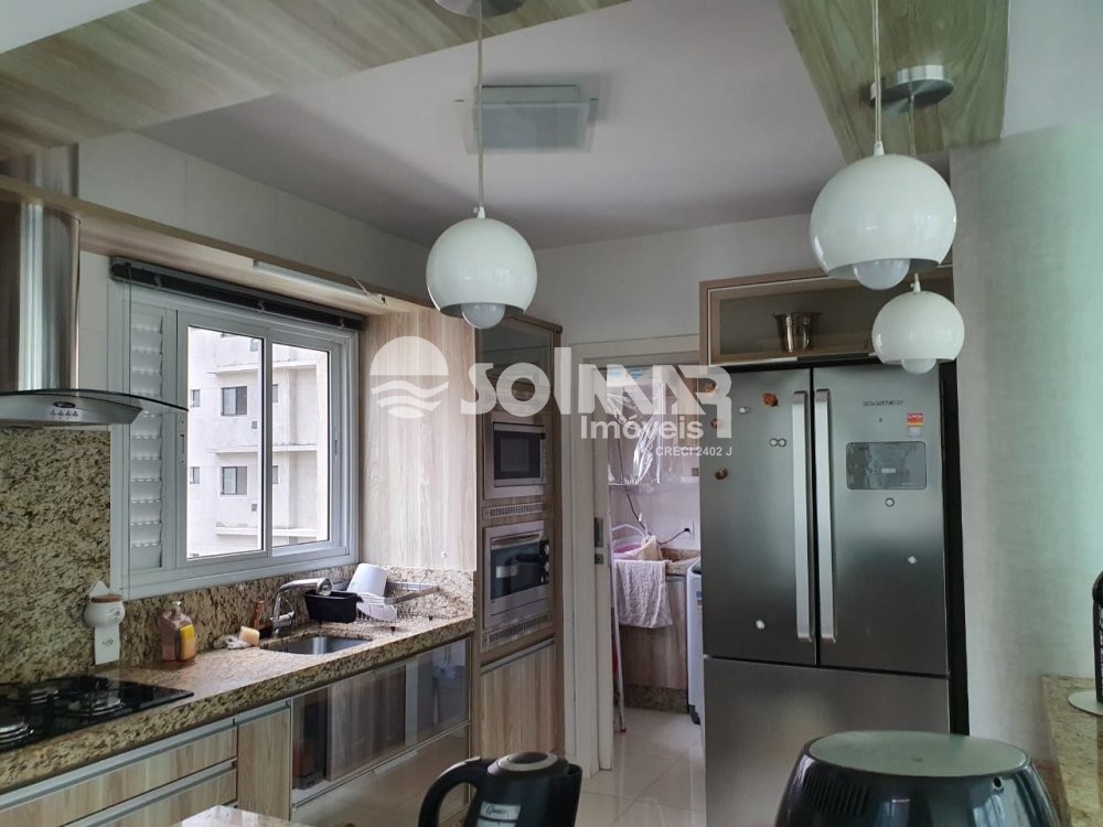 (ANUAL) 03 SUTES E 02 VAGAS - MEIA PRAIA