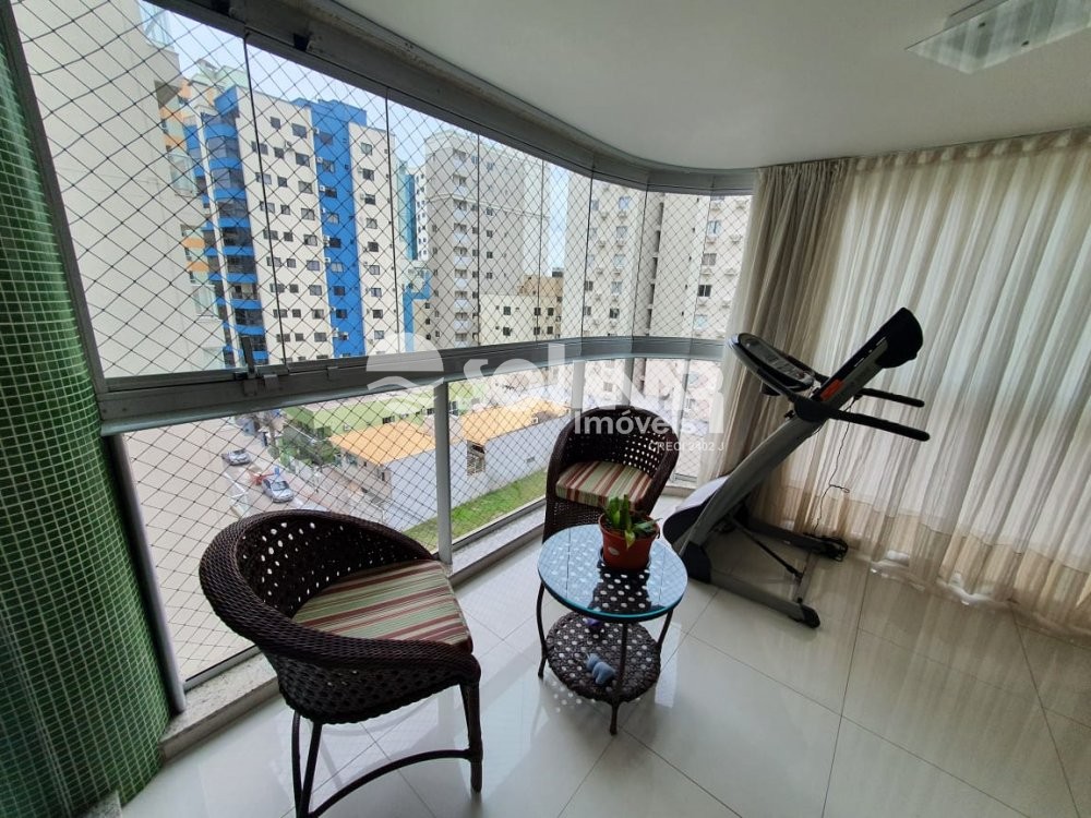 (ANUAL) 03 SUTES E 02 VAGAS - MEIA PRAIA