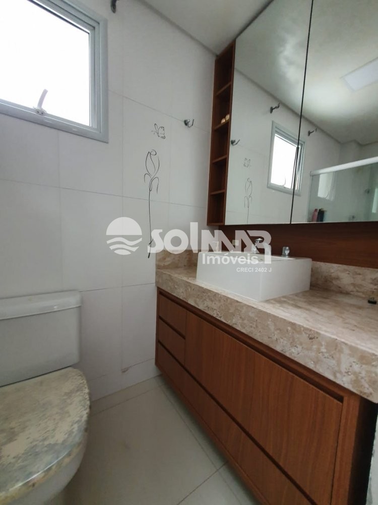 (ANUAL) 03 SUTES E 02 VAGAS - MEIA PRAIA