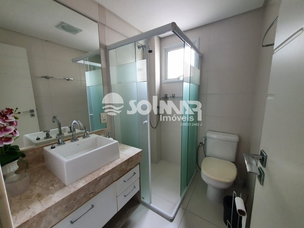 (ANUAL) 03 SUTES E 02 VAGAS - MEIA PRAIA