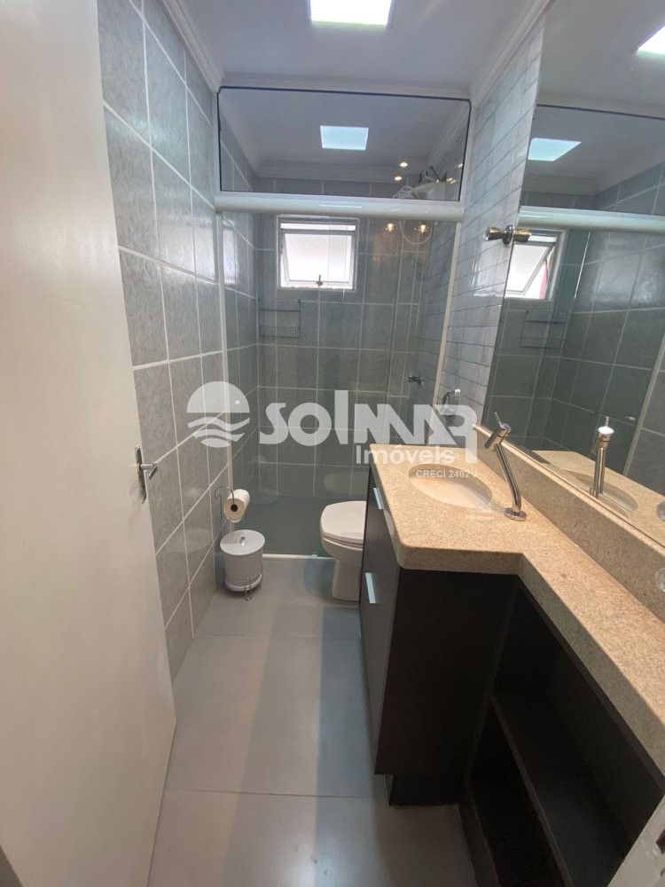 02 DORMITRIOS E 01 VAGA DE GARAGEM - MEIA PRAIA