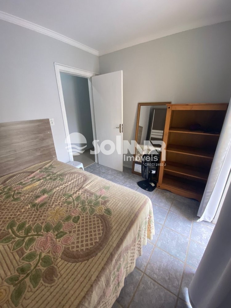 02 DORMITRIOS E 01 VAGA DE GARAGEM - MEIA PRAIA