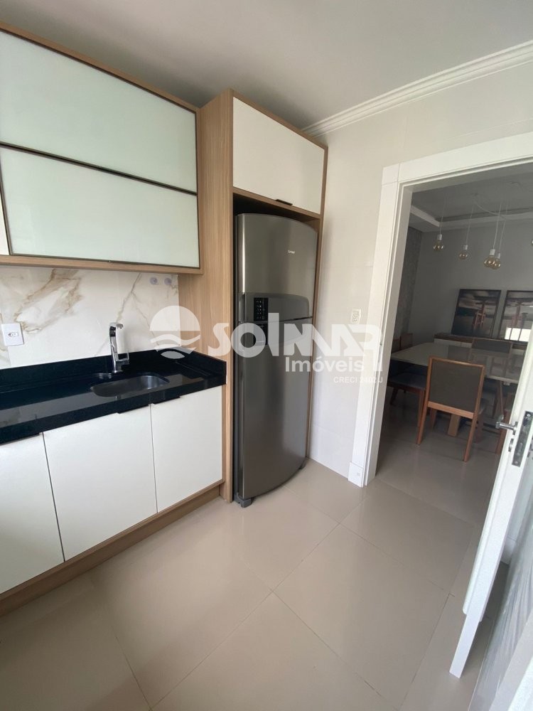 02 DORMITRIOS E 01 VAGA DE GARAGEM - MEIA PRAIA